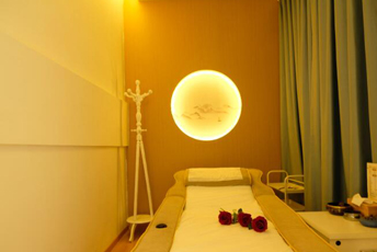 成都郫都区日式指压的寂静美学：在按压中听见雪落的声音